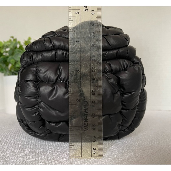 Simply Southern Black Puff Bottle Bag. Adjustable Guitar Strap NWT - Picture 14 of 14